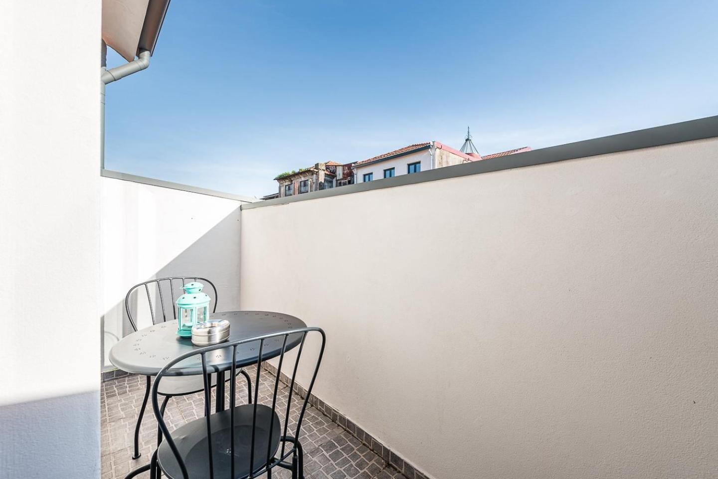 Guestready - Crayon Walls Apts ปอร์โต ภายนอก รูปภาพ